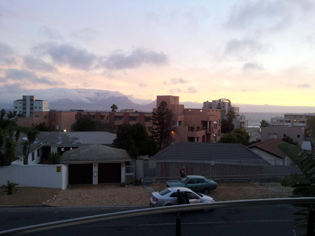 Hôtel Bread & Barrel Palazzo Blouberg à Bloubergstrand Extérieur photo